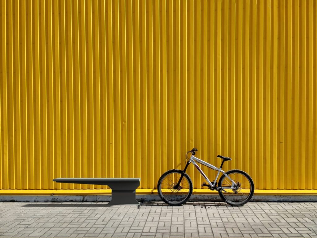 Banc Simpla en fer et béton ou bois – couleur personnalisable