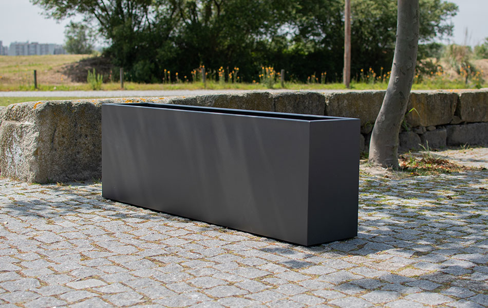 Jardinière en fer